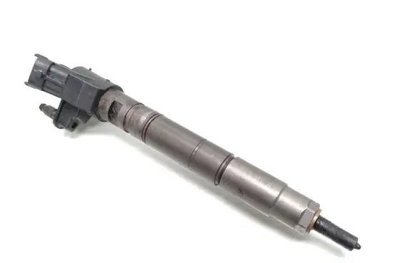 Volvo XC70 Fuel injector 31272690 0445116016