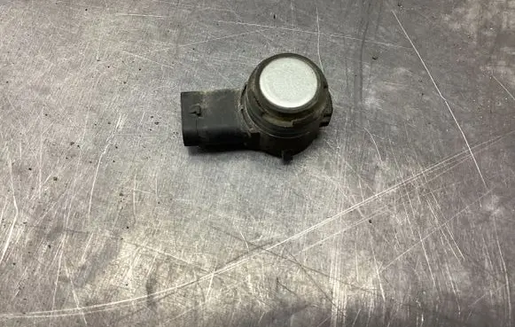Volkswagen PASSAT B8 Parking PDC sensor 5Q0919275B