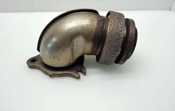 Mercedes-Benz E W211 Muffler pipe connector clamp 