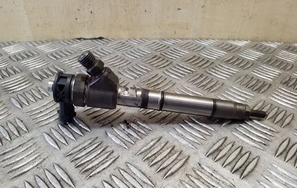 KIA Sportage Fuel injector 0445110589 338002A610
