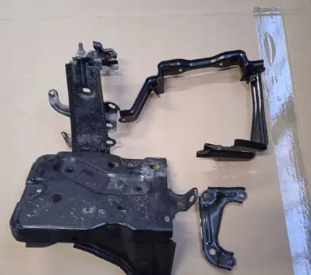 Toyota RAV 4 (XA50) Other engine bay part