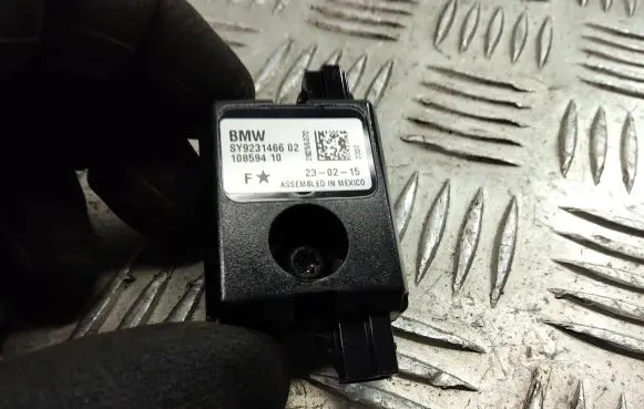 BMW 4 F32 F33 Aerial antenna amplifier 9231466