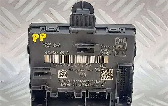 Audi Q8 Door control unit/module 4M1959592D