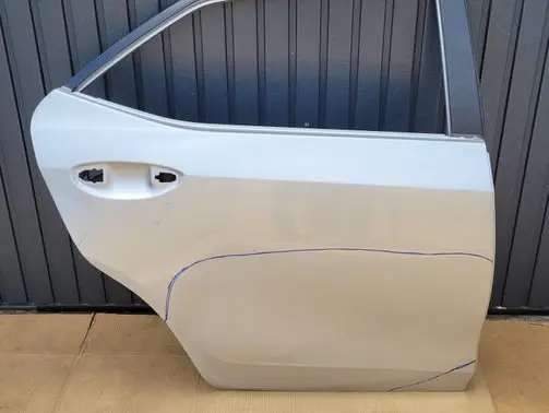 Toyota Corolla E160 E170 Rear door