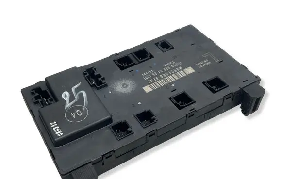Mercedes-Benz CLK A209 C209 Door control unit/module 2098202126