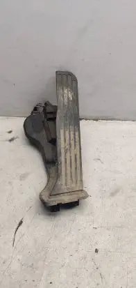 Volkswagen PASSAT B6 Accelerator throttle pedal 1K1723503L 6PV00860001