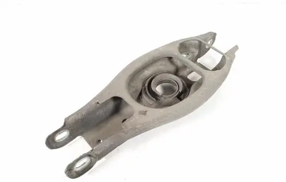 BMW 1 E82 E88 Rear upper control arm/wishbone 6772899