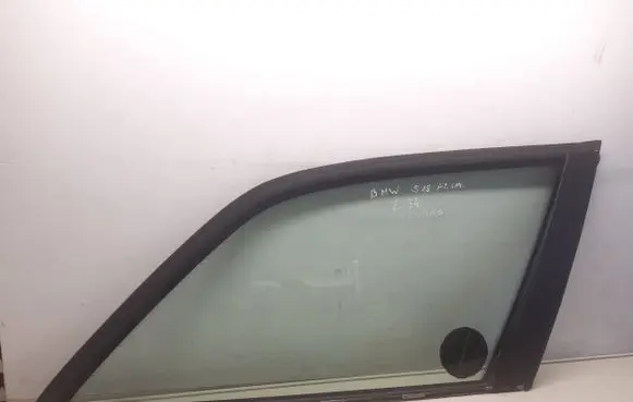 BMW 5 E34 Rear side window