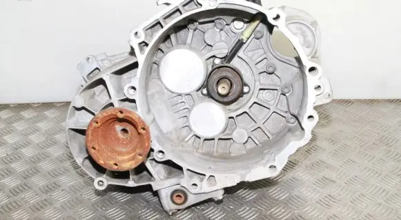 Volkswagen Touran III Manual 6 speed gearbox TWE