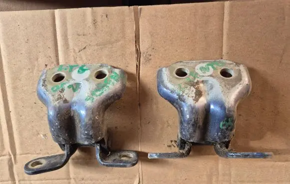 KIA Sorento Rear door hinge set 