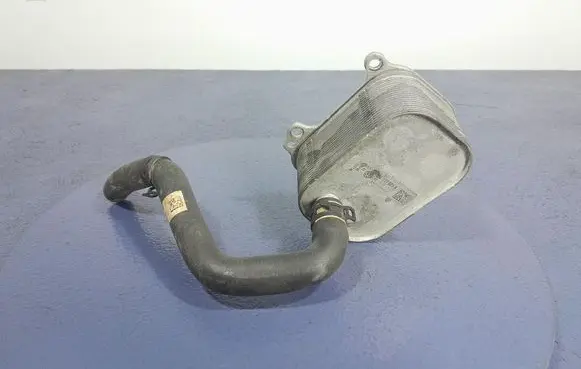 Engine oil radiator