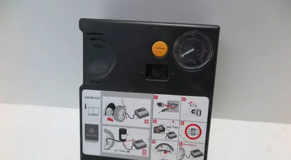 Mercedes-Benz C W203 Tire air pump compressor 