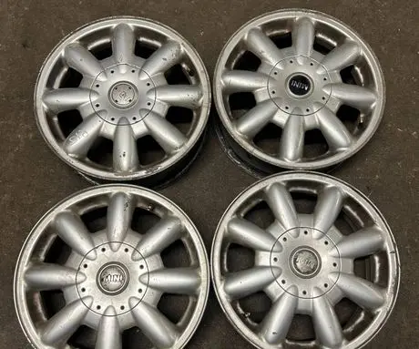Mini One - Cooper R50 - 53 R15 alloy rim