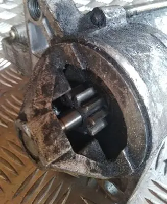 Mazda 626 Starter motor