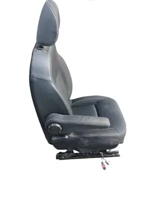 Renault Trafic III (X82) Front driver seat 
