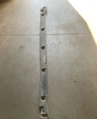 Suzuki Grand Vitara II Sill 7766165J0