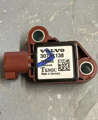 Volvo V50 Airbag deployment crash/impact sensor 30737138 MRSA5 8840A6