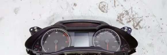 Audi A4 S4 B8 8K Speedometer (instrument cluster) 8K0920980B