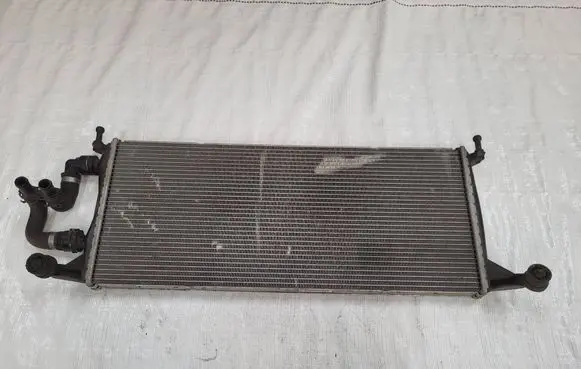 Mercedes-Benz GL X166 Coolant radiator A0995001403