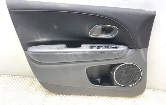 Honda HR-V Front door card panel trim