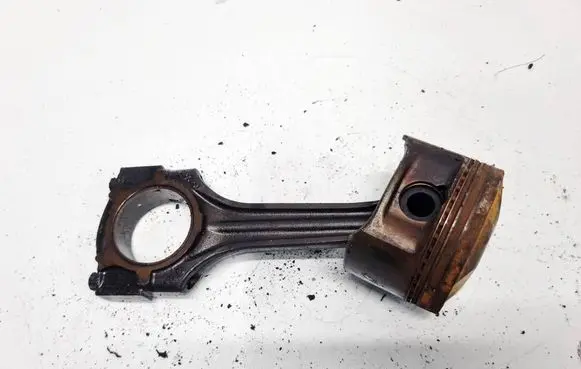Mercedes-Benz C W202 Piston with connecting rod 