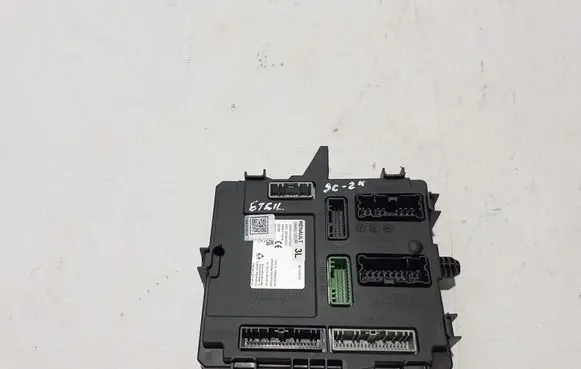 Renault Scenic E-Tech V Comfort/convenience module 284B25052R