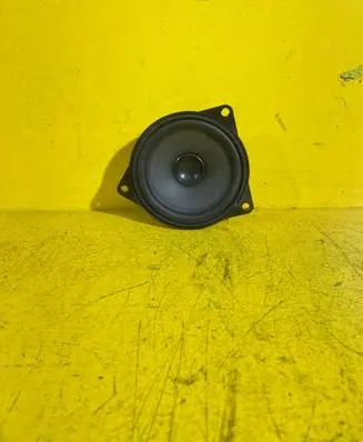 Mini Cooper Countryman R60 Rear door speaker 18820010