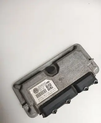 Seat Ibiza IV (6J,6P) Engine control unit/module 03C906024CD 96L3T5S4L