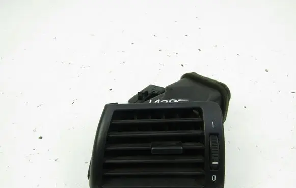 BMW 3 E46 Dash center air vent grill 
