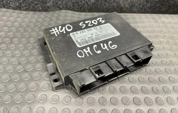 Mercedes-Benz C W203 Parking PDC control unit/module A2035454932