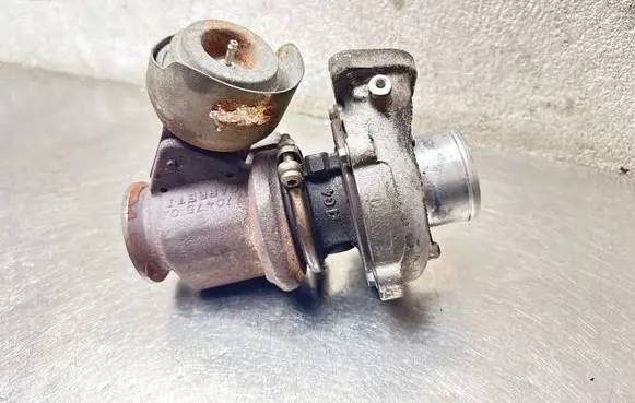 Opel Insignia A Turbo 77047502