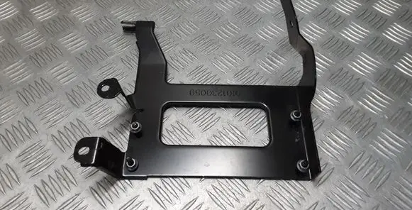 Hyundai Tucson TL Engine control unit holder 9101230059
