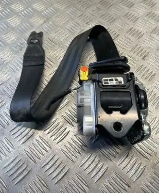 Skoda Octavia Mk3 (5E) Front seatbelt 3066322