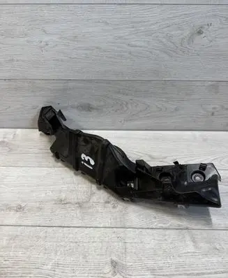 BMW i3 Fender mounting bracket 7368158