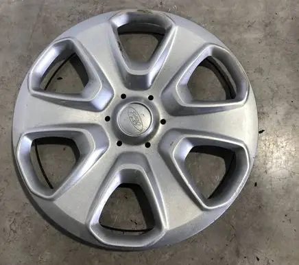 Ford Transit Courier R15 wheel hub/cap/trim 8V211130HB