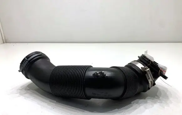 Volkswagen PASSAT B8 Air intake hose/pipe 5WA129624
