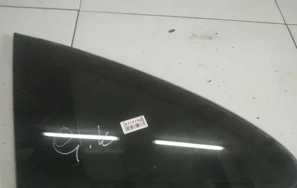 Honda CR-V Rear side window AS2