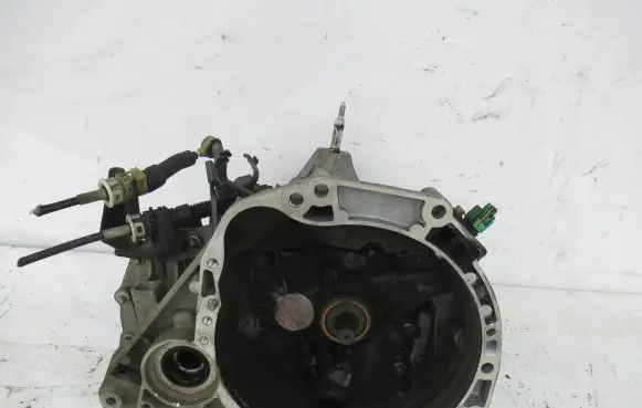 Nissan Note (E11) Manual 5 speed gearbox JH3308