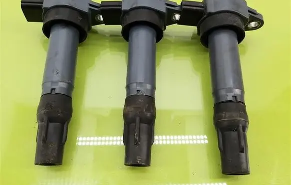 Mitsubishi Colt CZ3 High voltage ignition coil U5101