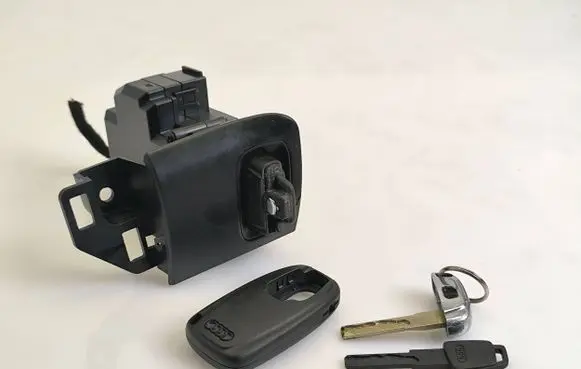 Audi A4 S4 B8 8K Ignition lock 8K0909131C 8T0959754D