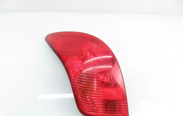 Peugeot 308 Rear/tail lights 96814447XT