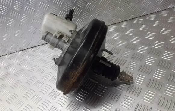 Toyota Aygo AB10 Brake booster 47200-0H010