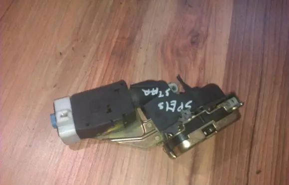 Mitsubishi Space Star Front door lock
