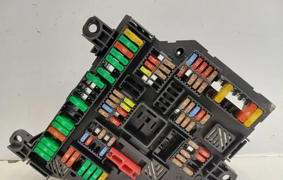 BMW M6 Fuse module 9264923