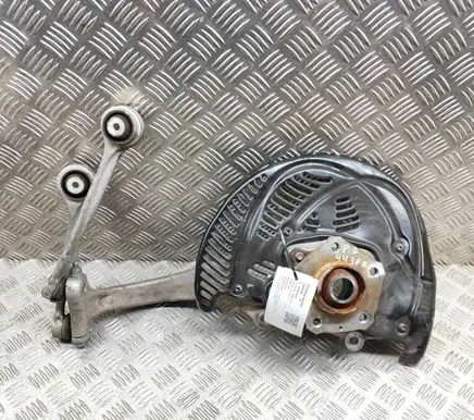 Audi A4 S4 B9 8W Front wheel hub 8W0407560 8W0407242F