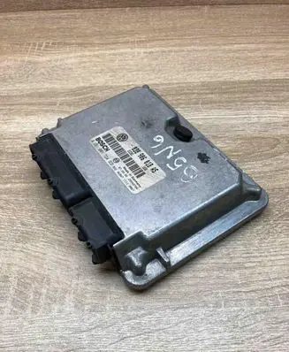 Volkswagen PASSAT B5 Engine control unit/module ECU 038906018AS 0281001724