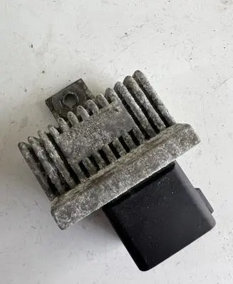 Renault Scenic II - Grand scenic II Glow plug pre-heat relay 7700115078