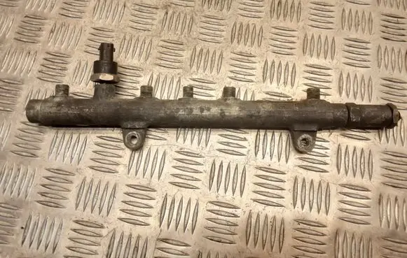 Renault Laguna II Fuel main line pipe 0445214024