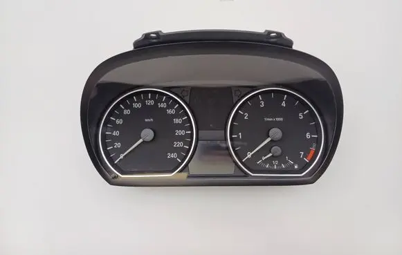 BMW 1 E81 E87 Speedometer (instrument cluster) 9166813 102493285