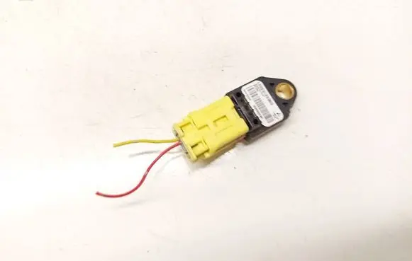 Mitsubishi Outlander Airbag deployment crash/impact sensor 8651A001